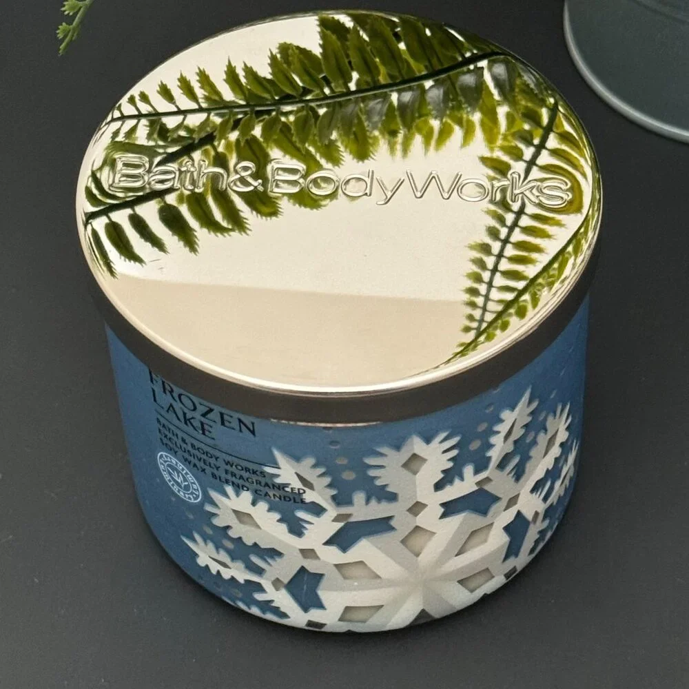 BBW Frozen Lake Bath & Body Works 3 Wick Candle - Picture 4 of 10